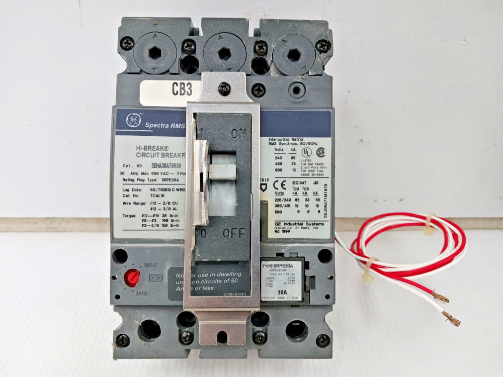 GE 30 Amp Circuit Breaker 3 Pole 600V SEHA36AT0030 w/ 30 Amp Trip & Aux Switch