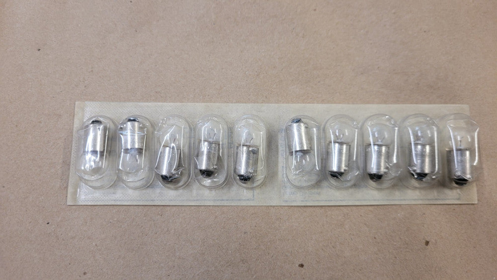 NOS Lot Of 10 General Instruments 5-CM130 CM130 Lamps / Light Bulbs 6-3V 15A...