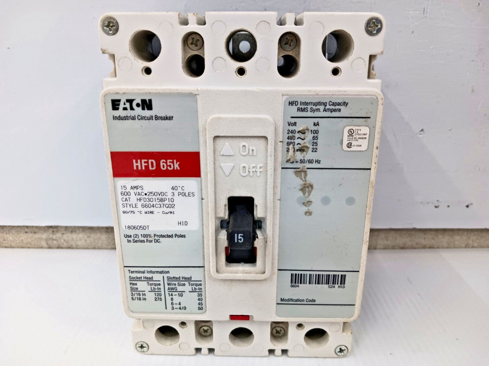 EATON 15 AMP CIRCUIT BREAKER 3 POLE 600 VAC / 250 VDC 65kA HFD3015BP10