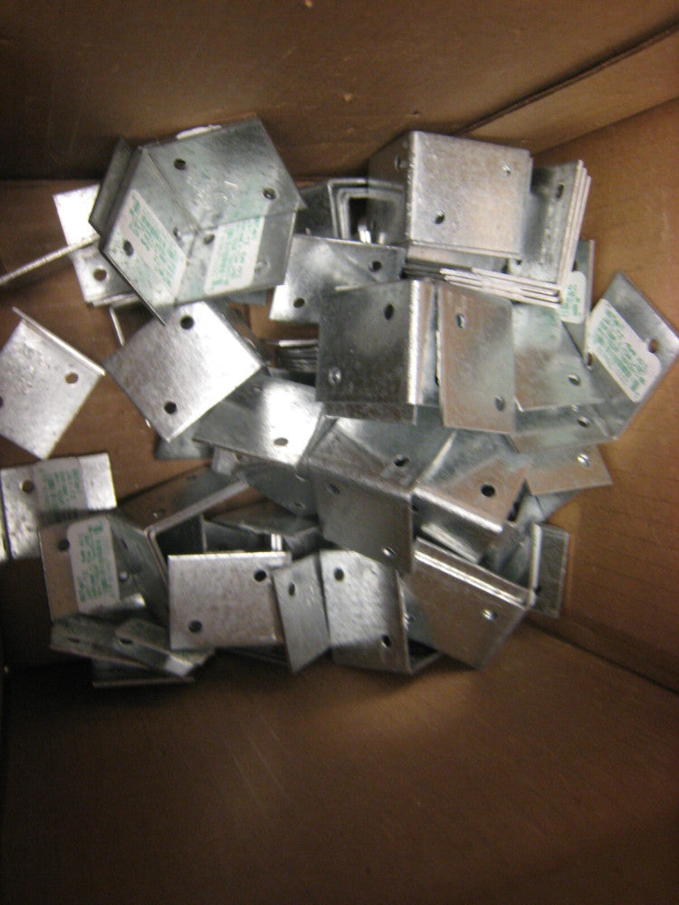MiTek 16-Gauge Joist Angle Pro Pack 100 Pieces 1-1/2" x 1-1/2" x 1-1/4" JA1-TZ
