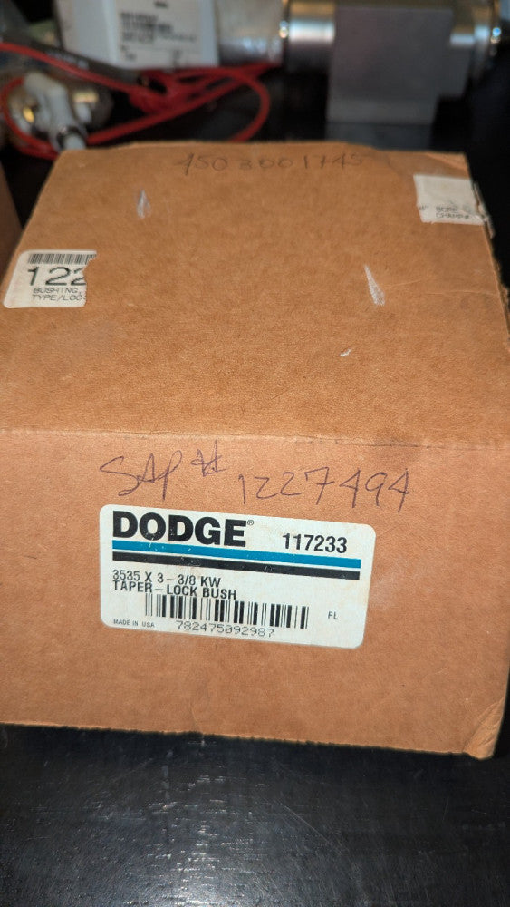 (1) BALDOR DODGE 117233 TAPER-LOCK BUSHING KIT 3-3/8" 3535X3-3/8 KW NIB