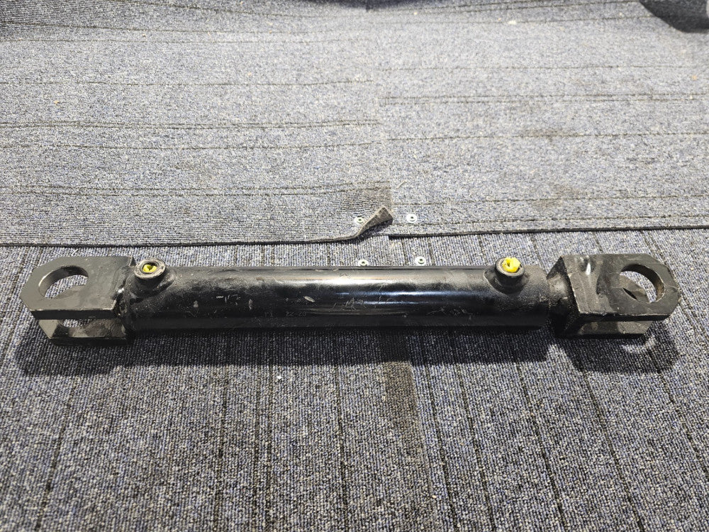 TJ 9003205 254459-005-010 Hydraulic Welded Cylinder 2.38" OD x 20" Length