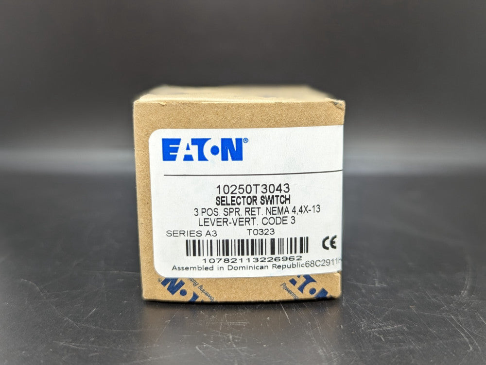 Eaton 10250T3043 3 Pos. Selector Switch New In Box USA