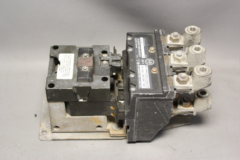 ALLEN BRADLEY CONTACTOR 702-E0D93 K