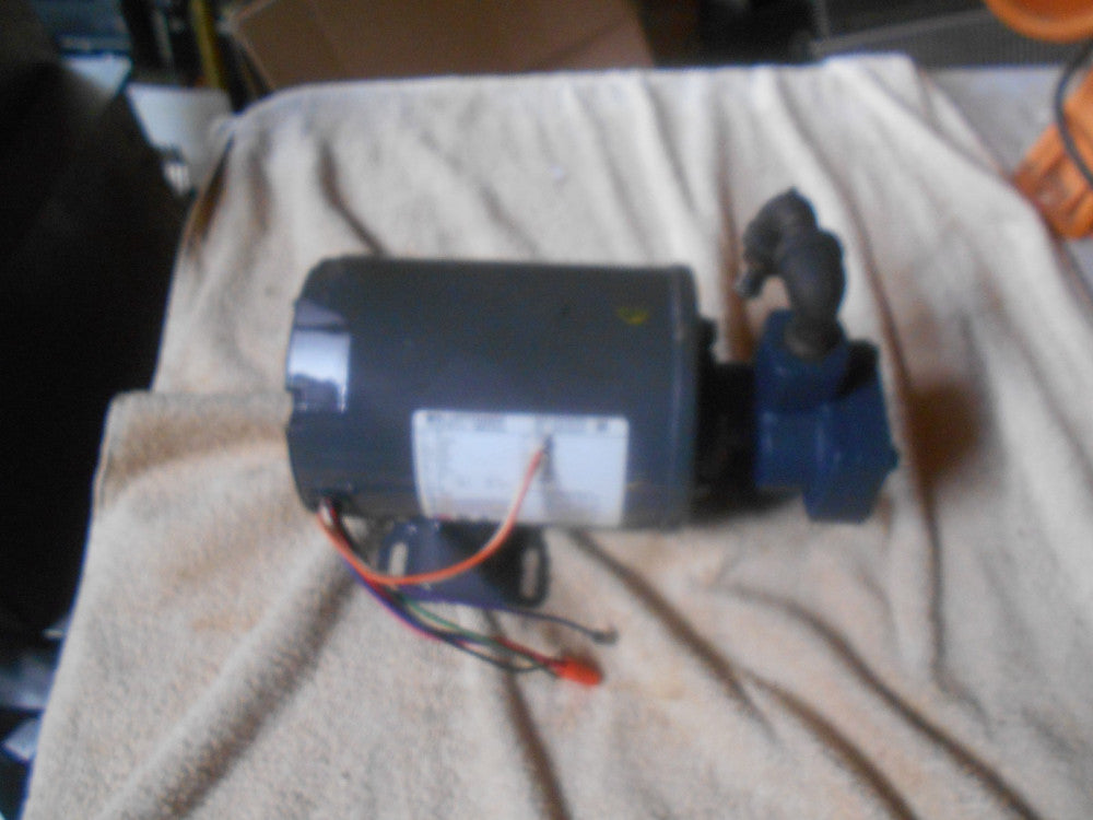 BKI, GILES COMMERCIAL FRYER BLUFFTON,HAIGHT HOT OIL PUMP AND MOTOR