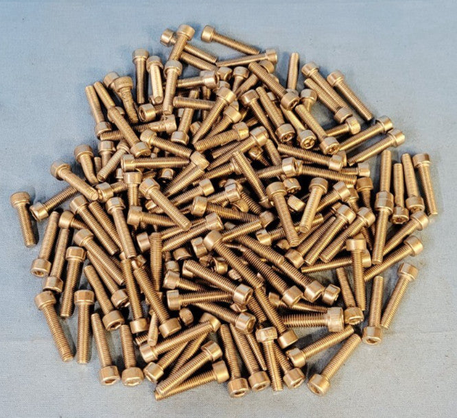 SOCKET HEAD CAP SCREW M5-0.8 X 25MM STAINLESS STEEL (LOT OF 155)