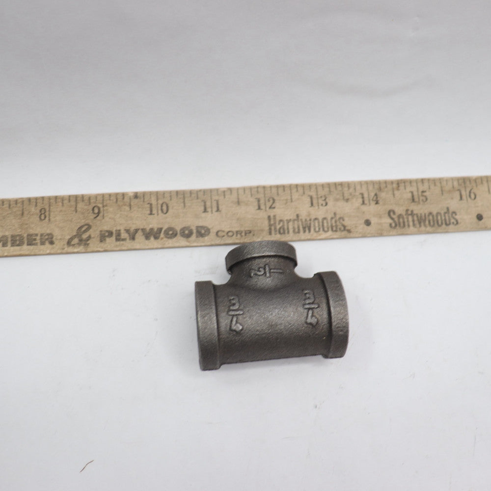 Pipe Fitting Threaded Reducing Tee Forged Carbon Steel 3/4" x 1/2" x 3/4" NPT