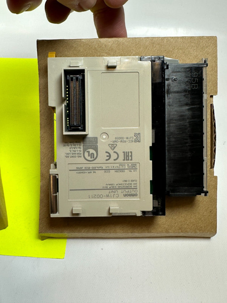 Omron CJ1W-0D211 PLC Output Unit - NEW Fast Ship