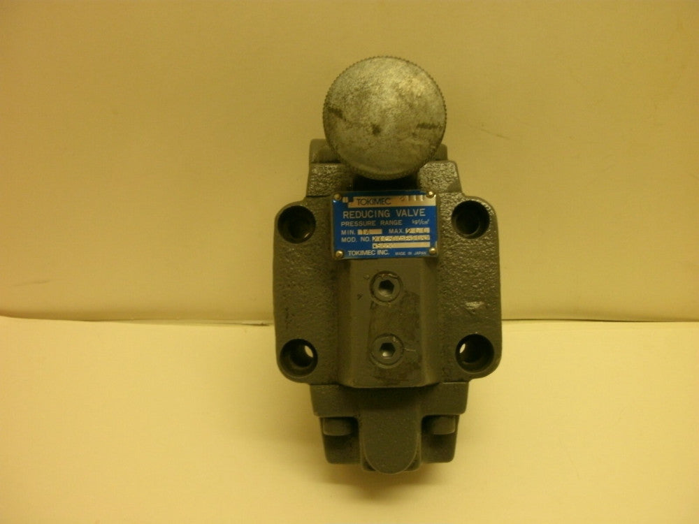 TOKIMEC XCG-06-F-20-JA-S6-J PRESURE REDUCING VALVE PRESSURE RANGE 14-200 kgf/cm2