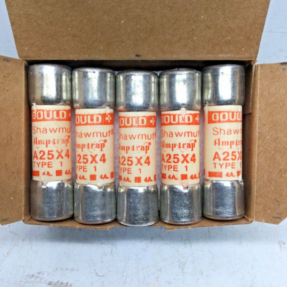 GOULD SHAWMUT A25X4 AMP-TRAP TYPE 1 FUSE 4 AMP 250V A25X4X1 (LOT of 5)