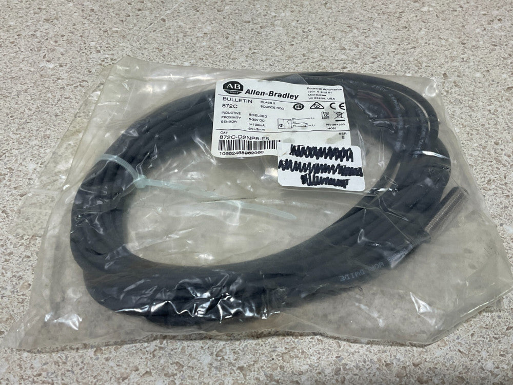 Allen Bradley 872C-D2NP8-E5 NEW