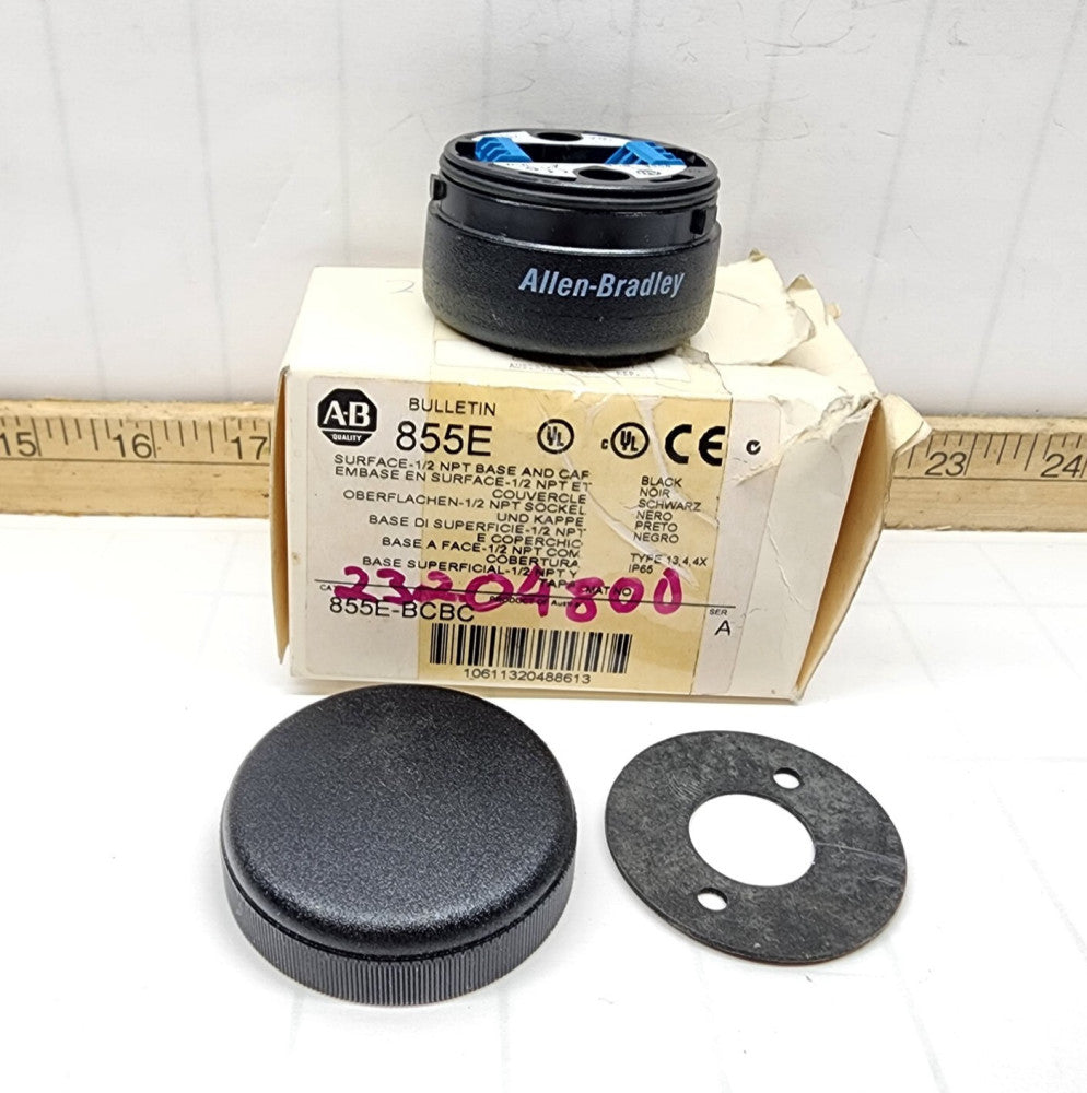 New Allen-Bradley 855E Stacklight Base & Cap 1/2" NPT 855E-BCBC
