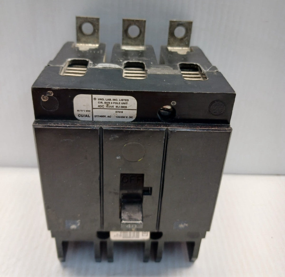 Challenger CH3040 Circuit Breaker 40 Amp 3 Pole 480 / 277 / 240 Vac Bolt-on