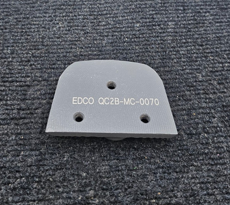(QTY 3) Edco QC2B-MC-0070: 70 Grit Magna-Trap® Double Dyma-Dots Medium - Grey