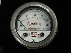 Dwyer 3080 C Photohelic Pressure Gauge