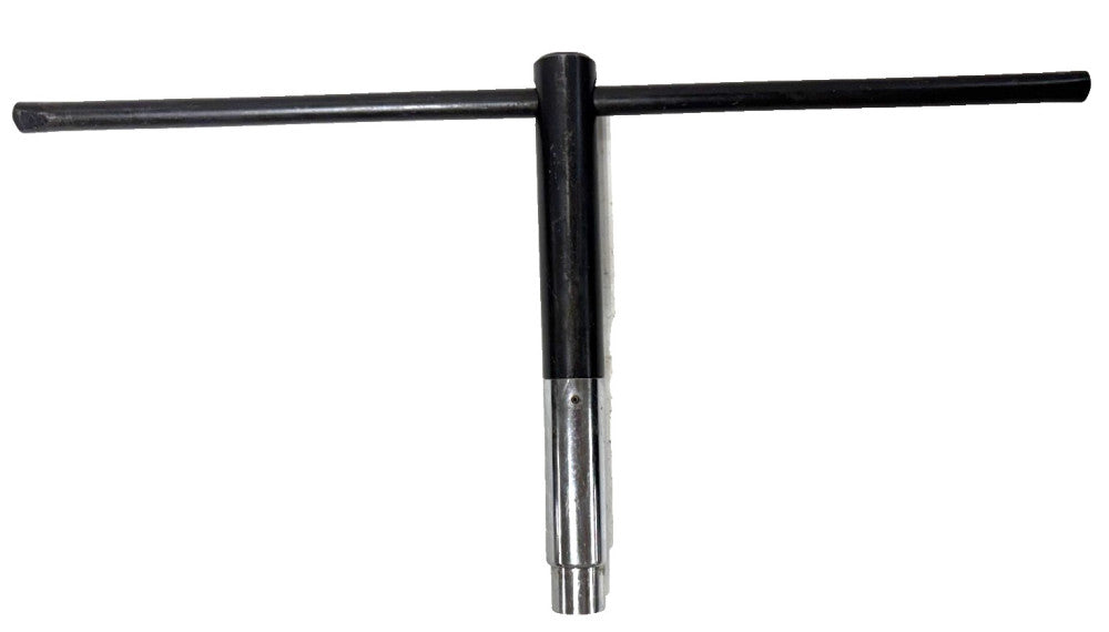 9/16" SQUARE SELF-EJECTING LATHE T CHUCK. STEEL MATERIAL