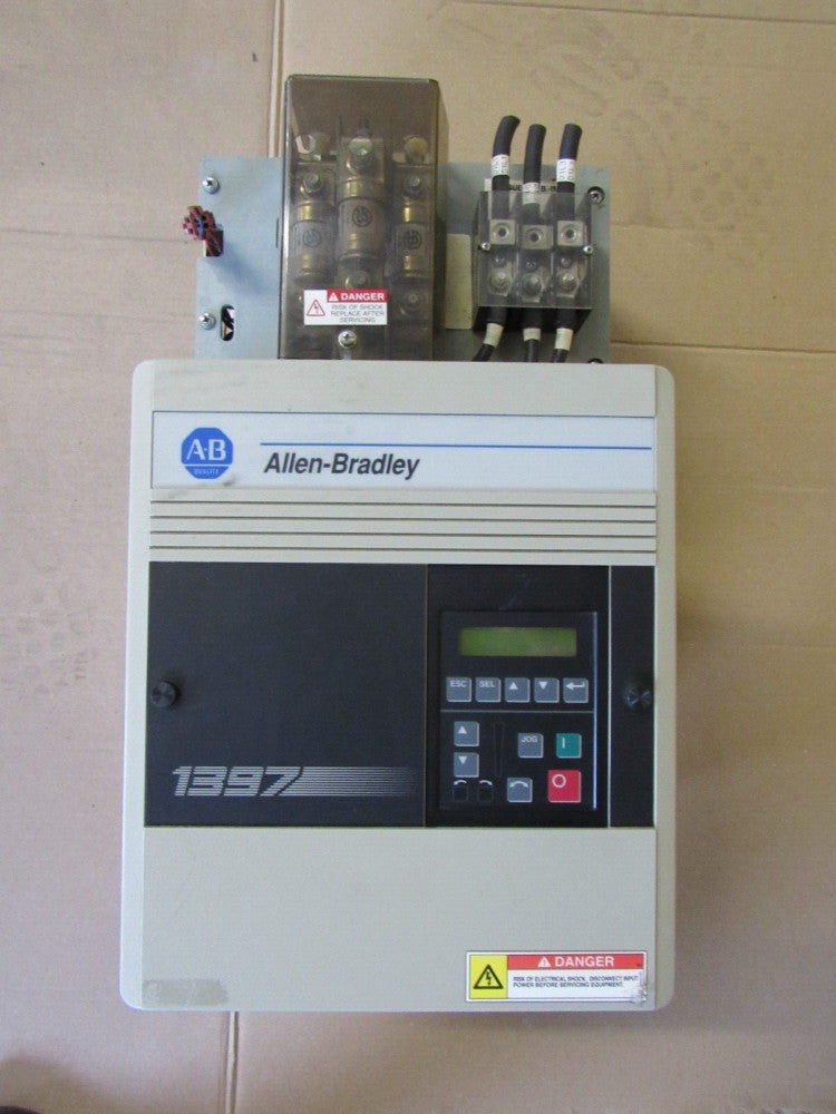ALLEN BRADLEY 1397-B040R-HAB 20/40HP 230/460VAC-IN 240/500VDC-OUT 73A XLNT USED