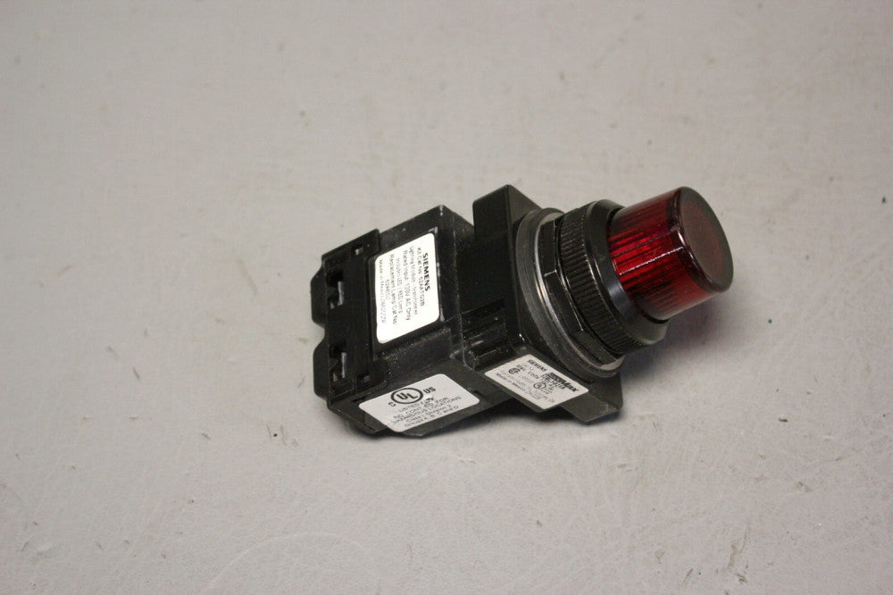 UNUSED SIEMENS RED PILOT LIGHT 52PL4U2