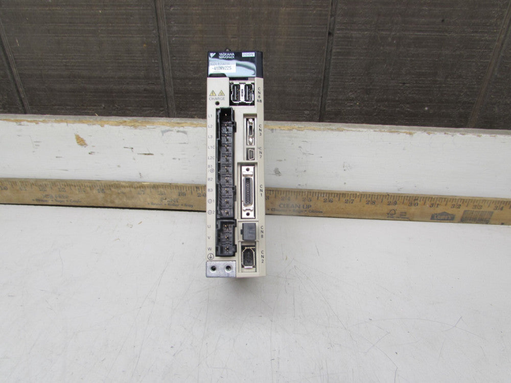 YASKAWA SERVOPACK SGDV-R70A11A 200V 50W XLNT USED TAKEOUT MAKE OFFER !!