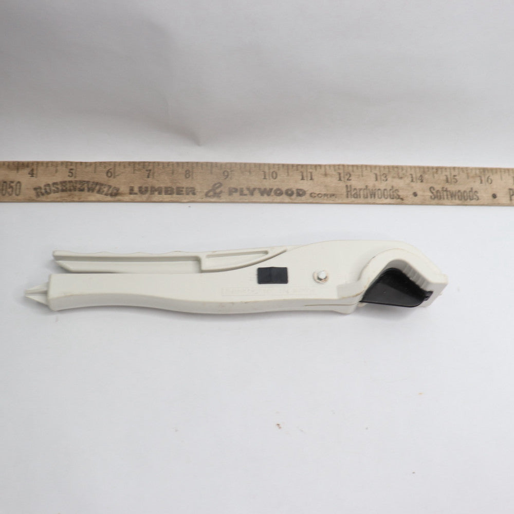 Pipe Cutter Max 32mm