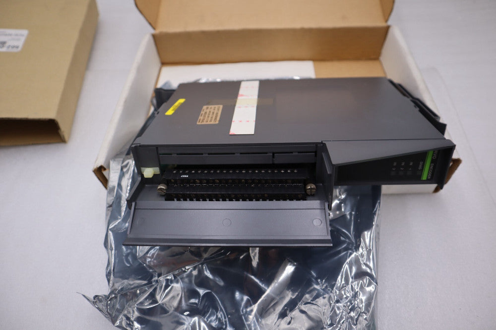 Giddings & Lewis 502-03840-23R2 PIC900 Programmable Industrial Computer New