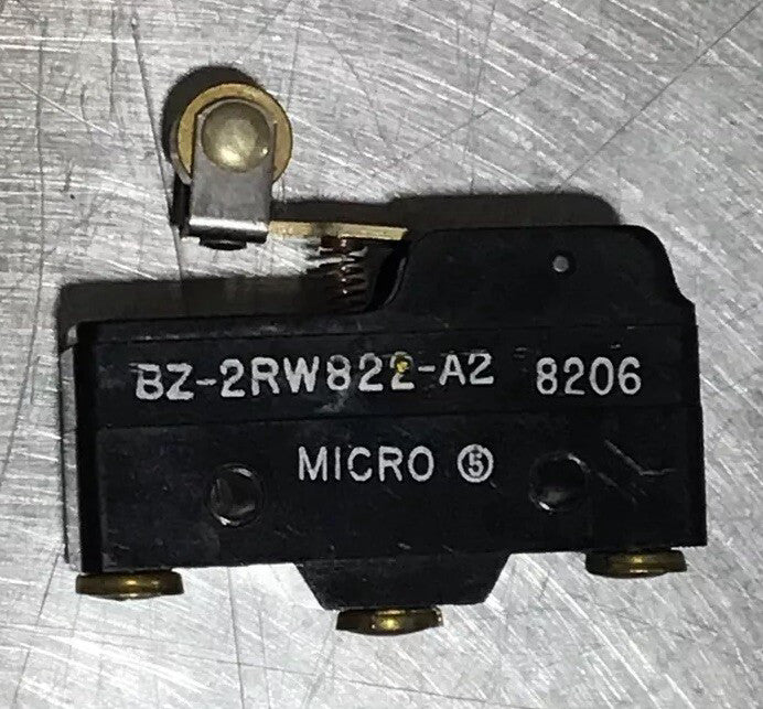 Micro Switch BZ-2RW822-A2 8237 Nos Surplus