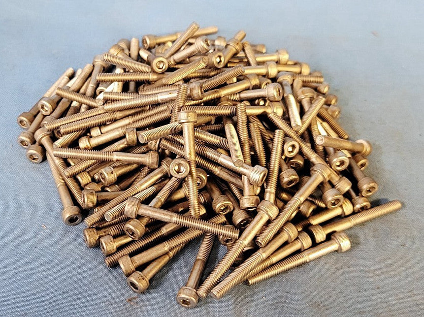 SOCKET HEAD CAP SCREW M4-0.7 X 35MM STAINLESS STEEL (LOT OF 160)