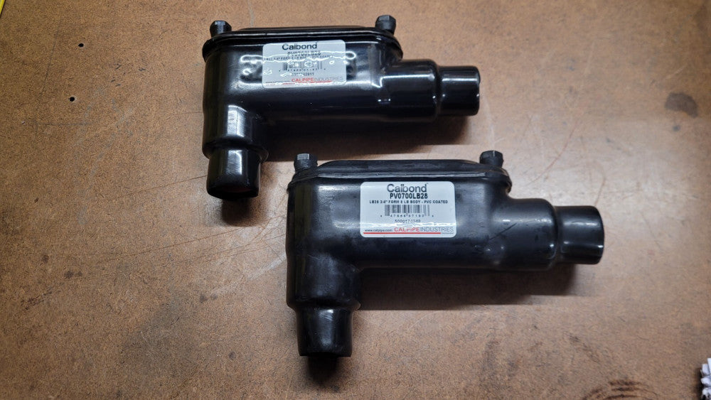 Lot of 2 Calbond PV0700LB28 3/4" Form 8 LB Body PVC Coated