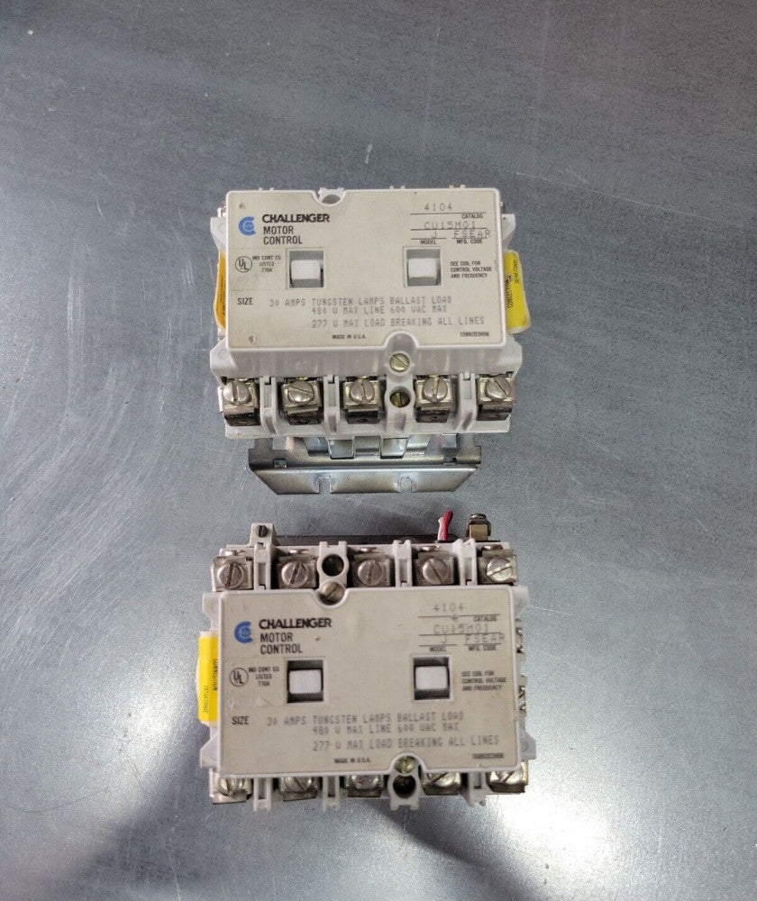 1 - Challenger Contactor 4104 CU15M01 Model J 30A 600V 120V Coil ~USED OLD STOCK
