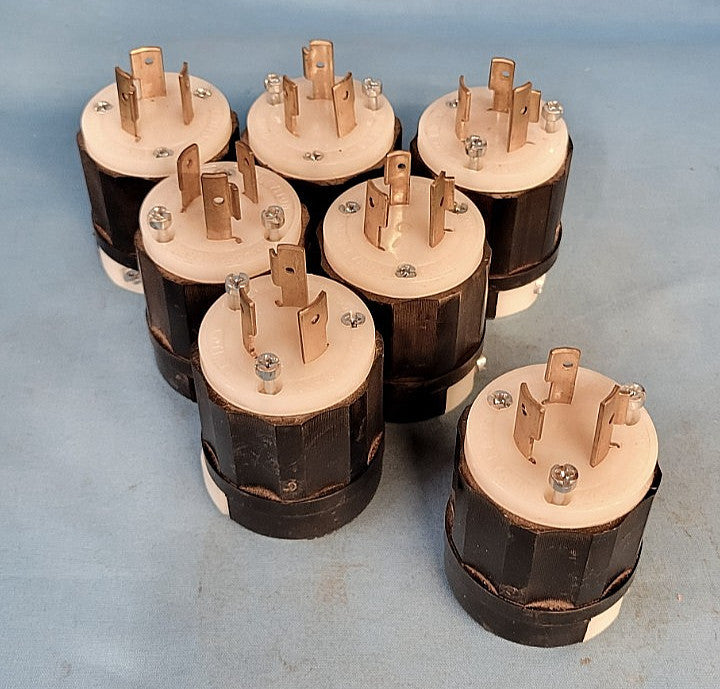 LEVITON LOCKING PLUG M/N: 2341 MALE PLUG 20 AMP 480 VAC (LOT OF 7)