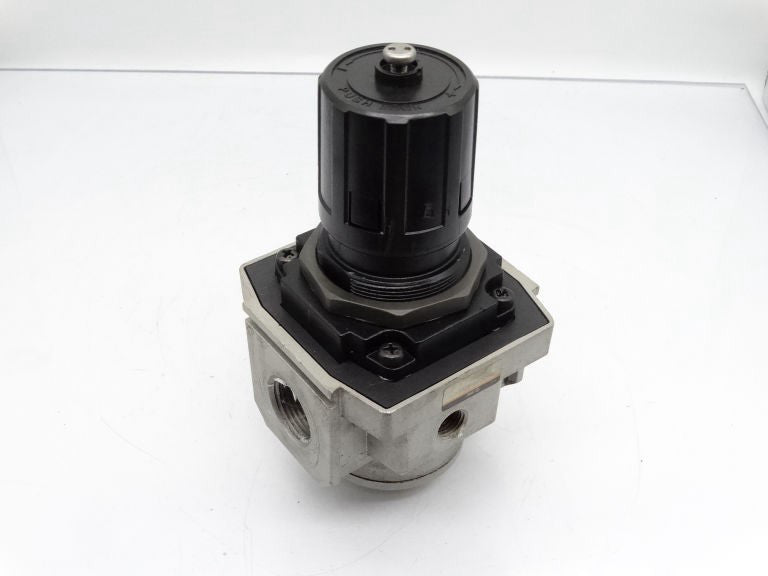 SMC NAR5000-N06G-X33US80 Air Pressure Regulator