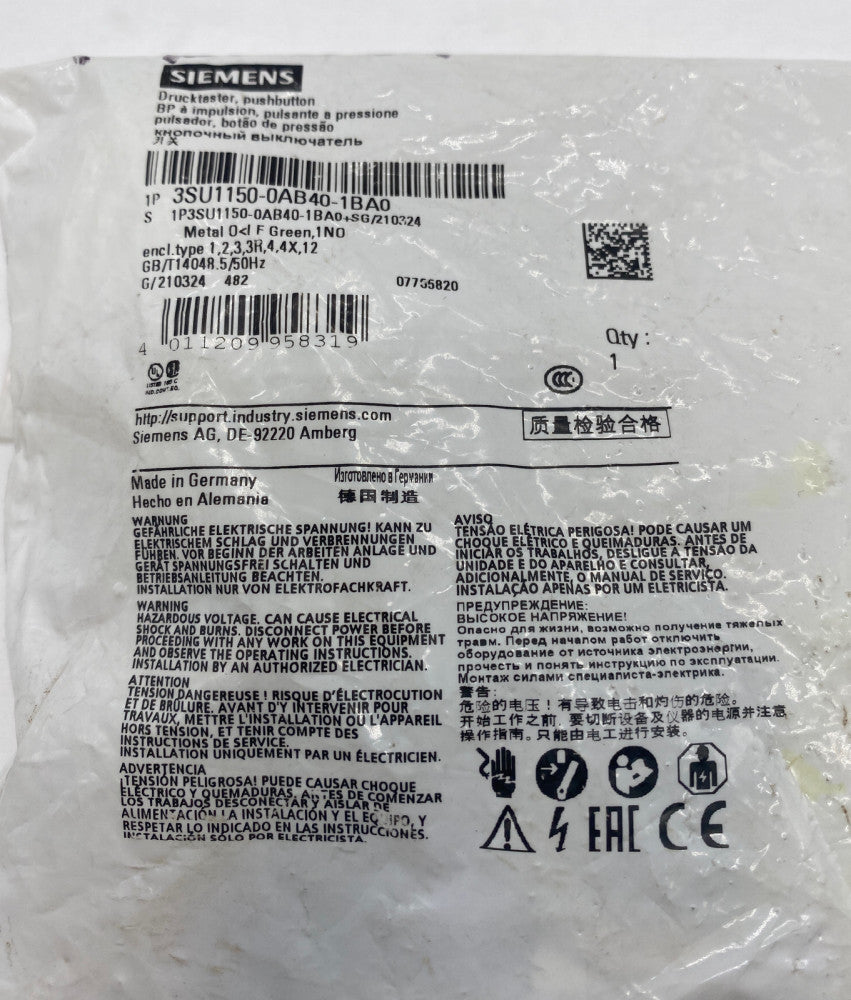 NEW Siemens 3SU1150-0AB40-1BA0 Illuminated Pushbutton Switch, Green, 22mm