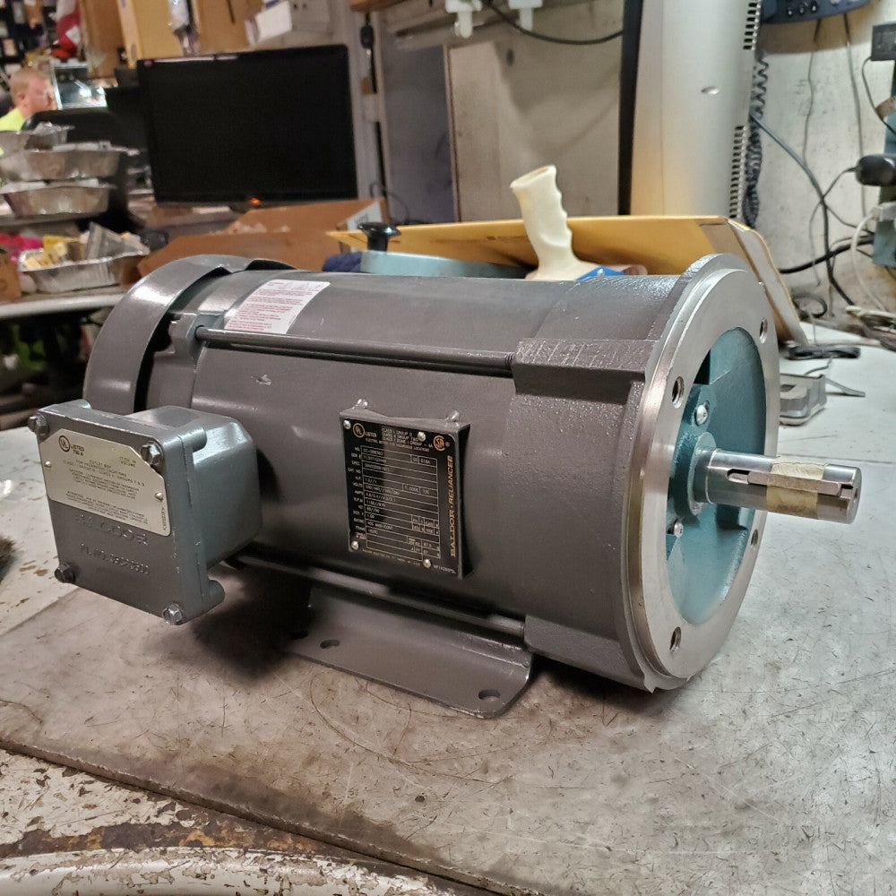 NEW BALDOR 1.5 HP HAZARDOUS LOCATION ELECTRIC MOTOR 230/460 VAC 1165 RPM 3 Ø