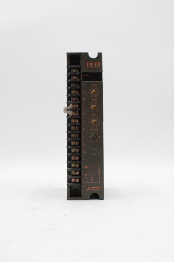 Mitsubishi TD840A491G51 Displacement Controller (No Wire Cover)