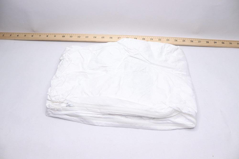 Dupont Collared Disposable Coveralls ISO 6 White XL IC105SWHXL002500
