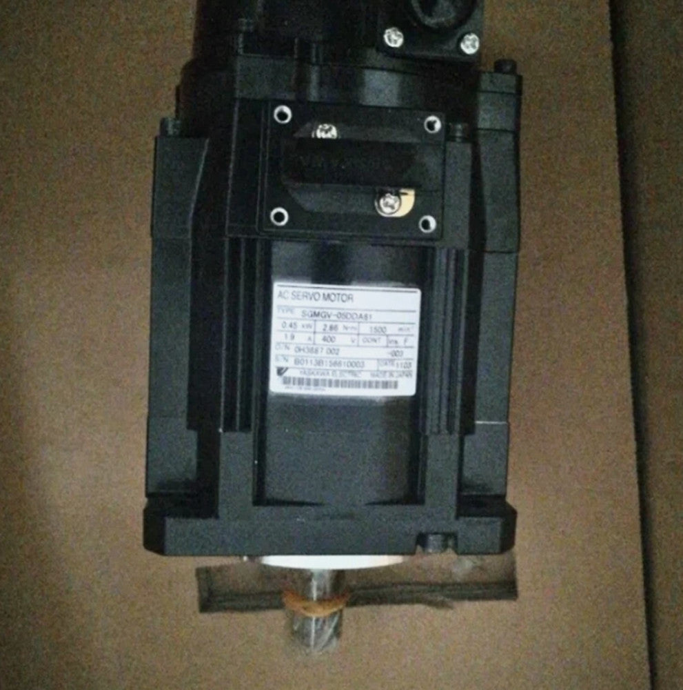 One Brand New YASKAWA SGMGV-05DDA61 Servo Motor