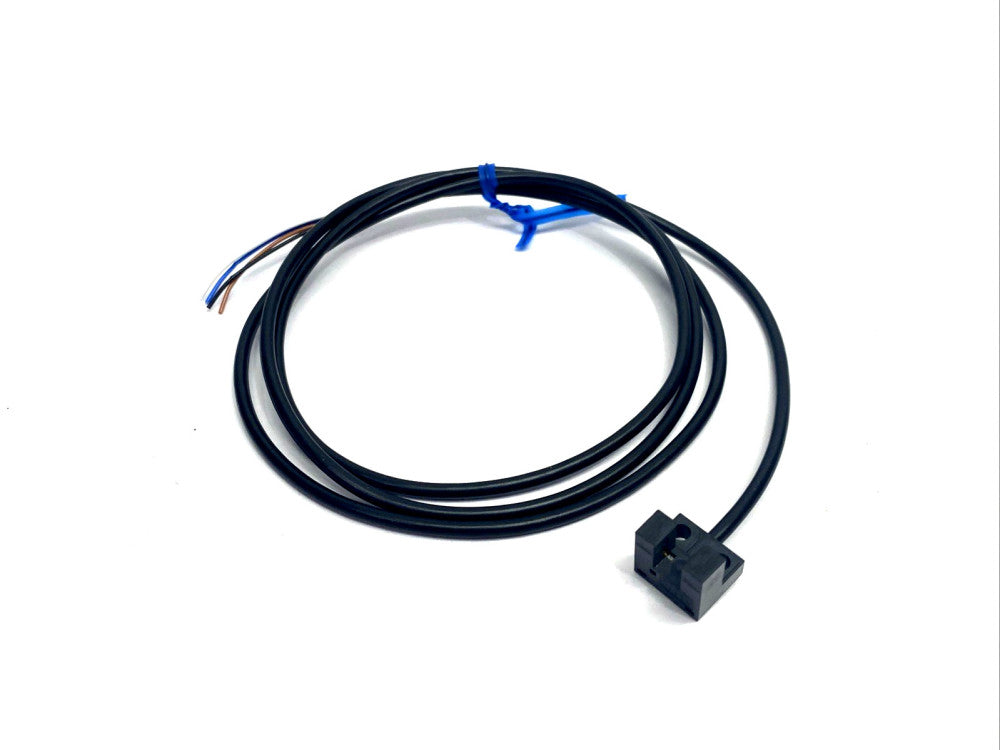 Omron EE-SX951P-R 1M Photo Micro Sensor, Slot Type L-Shape 5mm, 1m Cable
