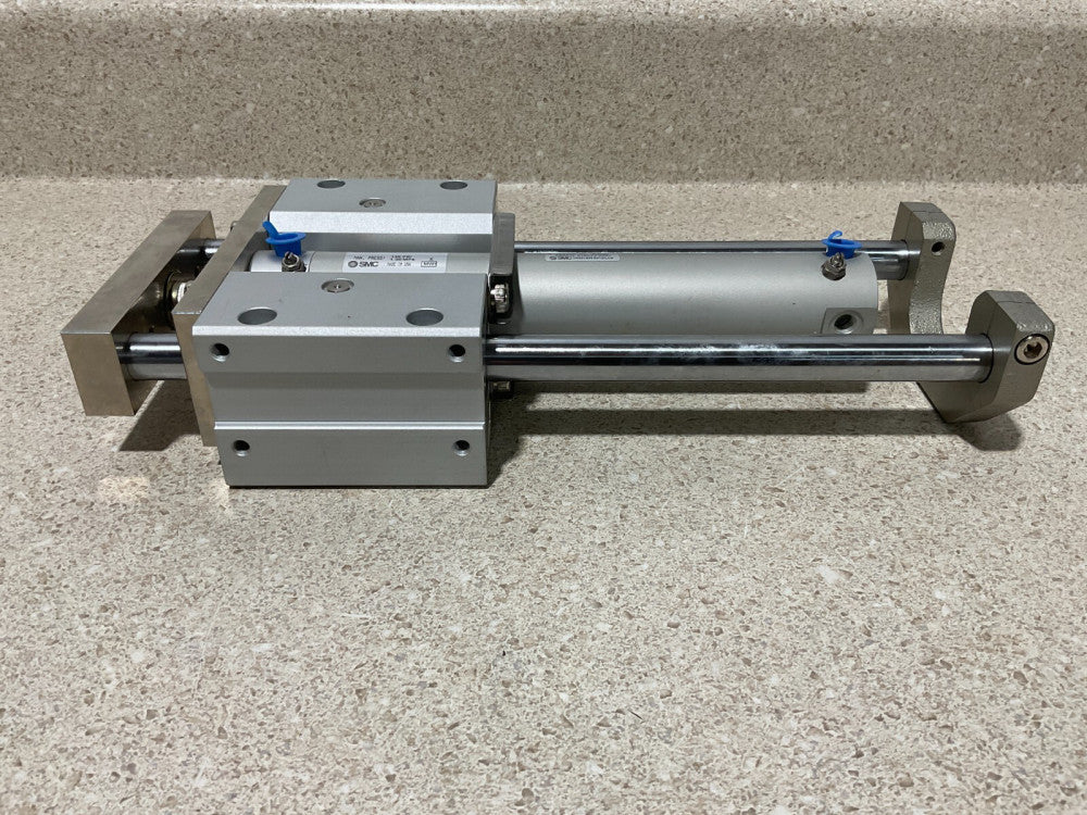 SMC MGCLB32-150-R NEW