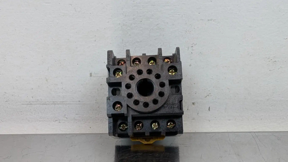 Omron PF113A-A Relay Socket Base 250VAC 10A