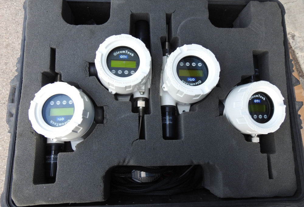 Lot of 4- OleumTech WT-0900-RT1 RTD Temp Transmitter w/ (4) WM2000-002 Base Unit