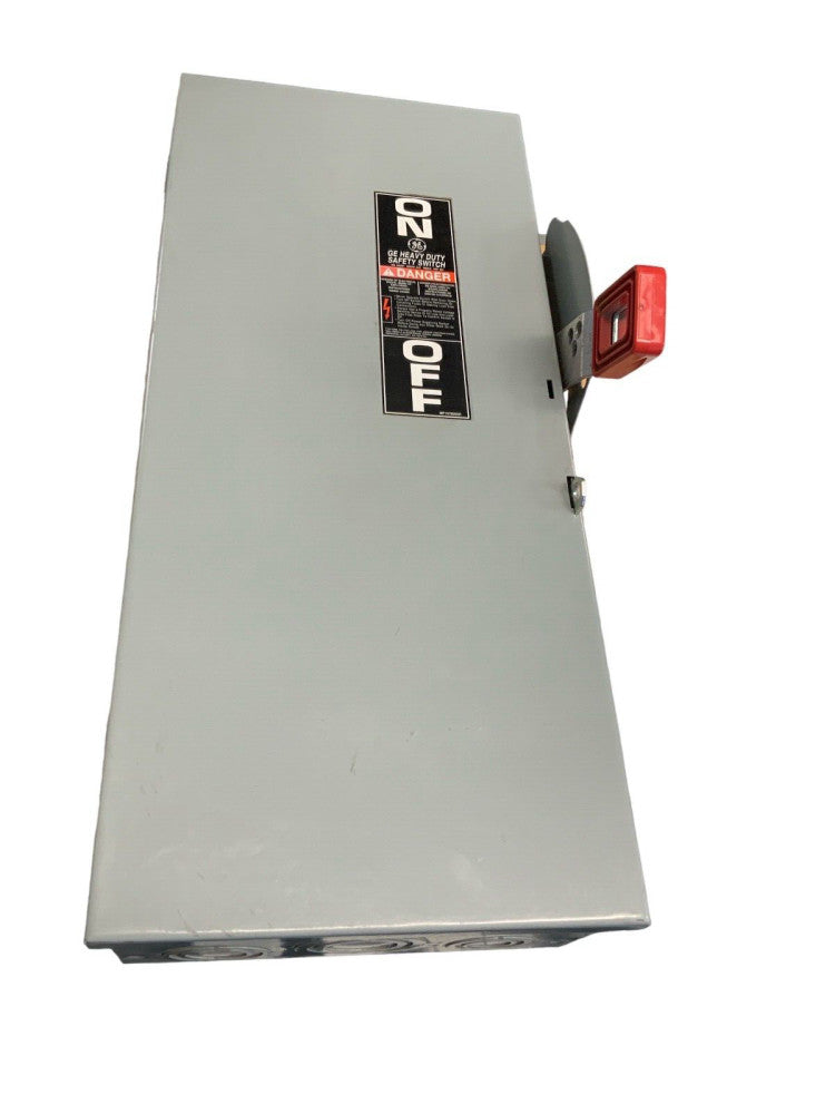 3R GE 150 AMP MAIN Lug 24 SPACE 208V/120V PANELBOARD PANEL LOAD CENTER 240