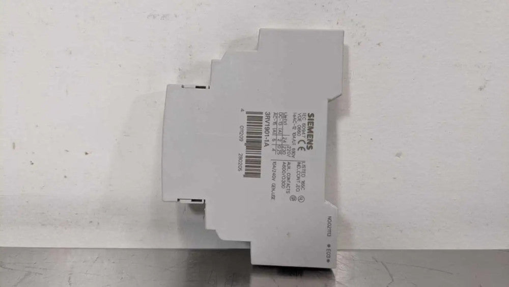 Siemens 3RV1901-1A Auxiliary Switch 10A/240V Side Mount to Circuit Breaker S00-S