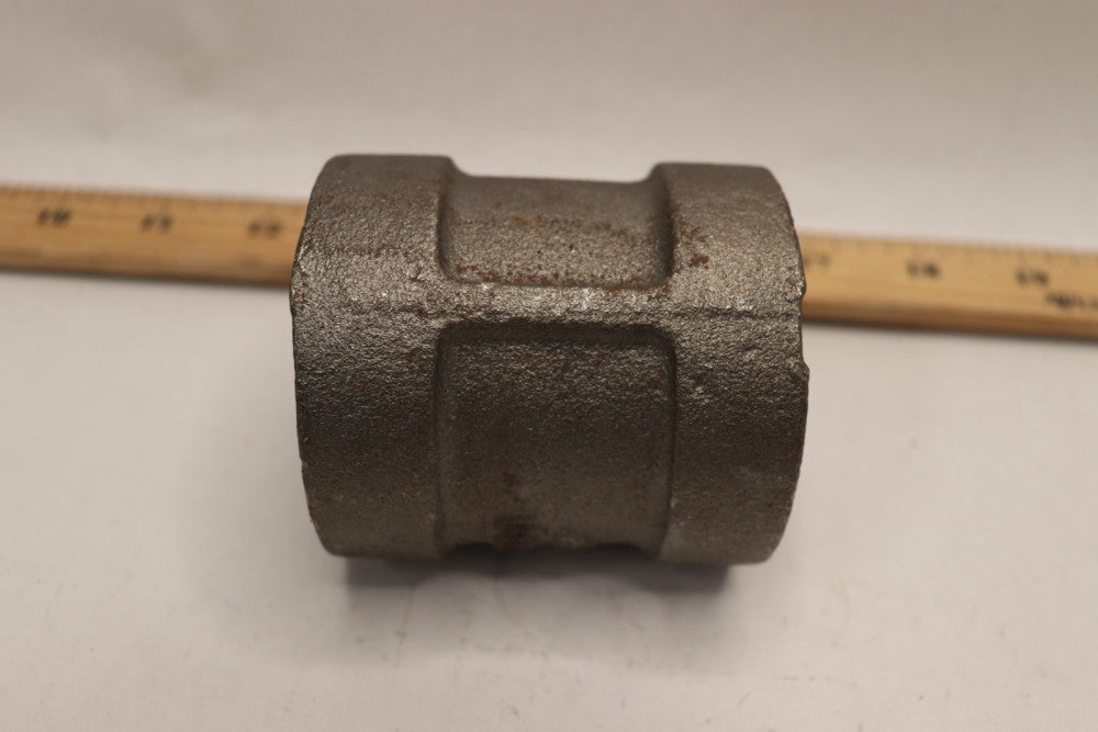 Extra Heavy Malleable Iron Coupling Black 1-1/2" 1500W06