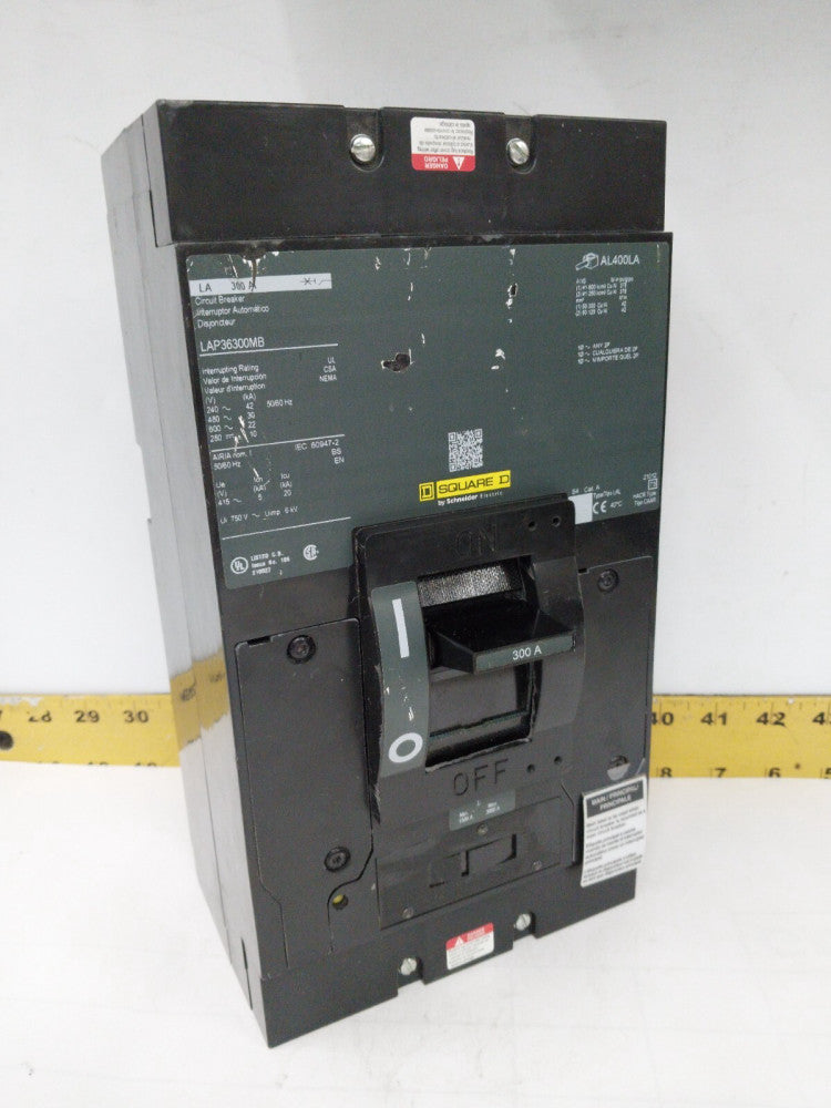 SQUARE D 300 AMP CIRCUIT BREAKER 600 VAC / 250 VDC 3 POLE LAP36300MB