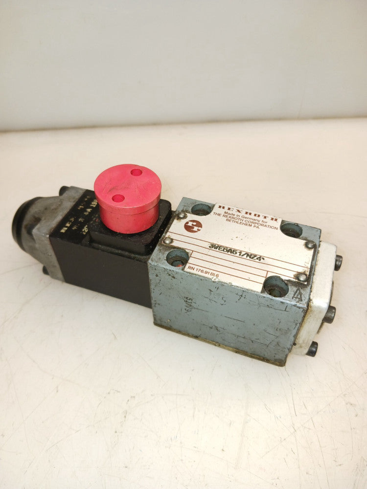 NEW REXROTH 3WE6A61/NZ4 SOLENOID DIRECTIONAL VALVE 120 VAC