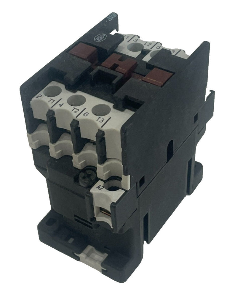 NEW KLOCKNER MOELLER DIL00AM CONTACTOR 230/240V 50/60HZ