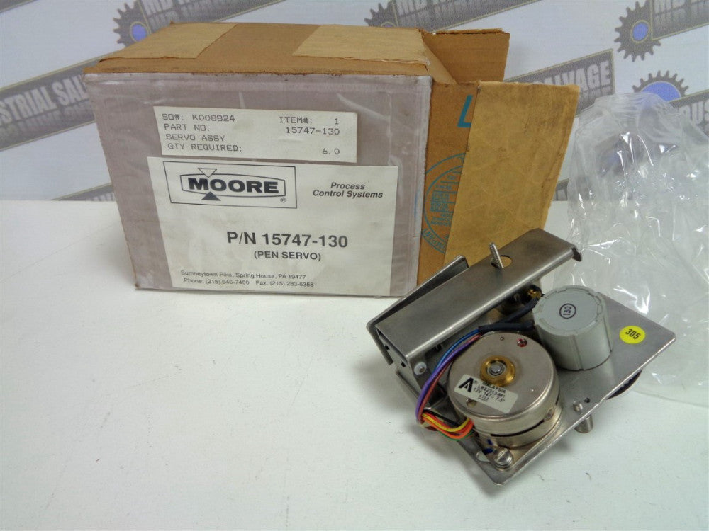 Siemens MOORE - #15747-130 Servo Pen Recorder Motor 15747130 - (NEW in BOX)