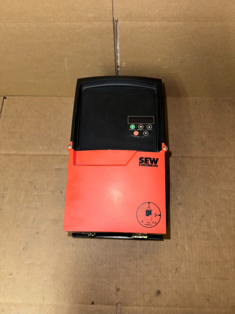 SEW EURODRIVE MCLTEB0075503410 MOVITRAC LTE INVERTER DRIVE, 10-HP, USED!