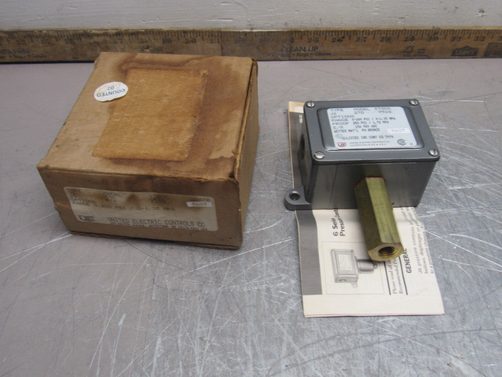 UNITED ELECTRIC J6-270 480VAC 15A 0-200PSI 0-1.35MPa NEW IN BOX OLD STOCK !! M/O