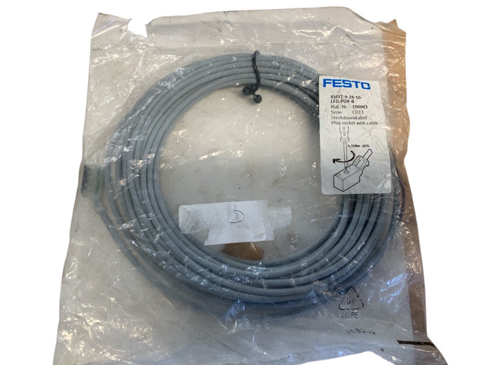 NEW FESTO connecting cable KMYZ-9-24-10-LED-PUR-B 196063
